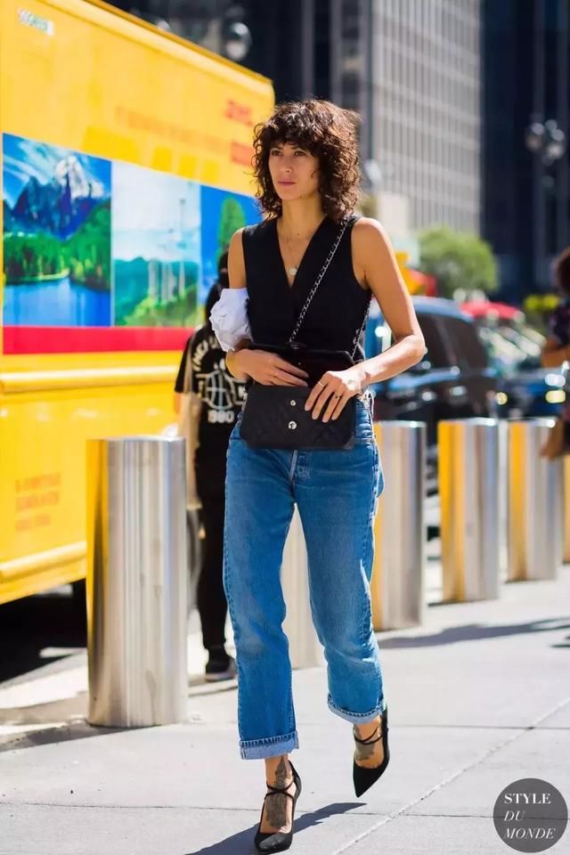 不卷裤脚才是真时髦！2018年最in的裤子长这样！