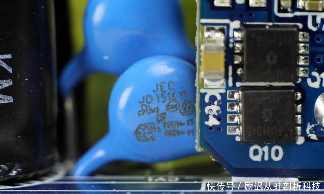 『多快充协议双口充电』销量近百万秘密是什么?倍思65W氮化镓充电器拆解一探究竟