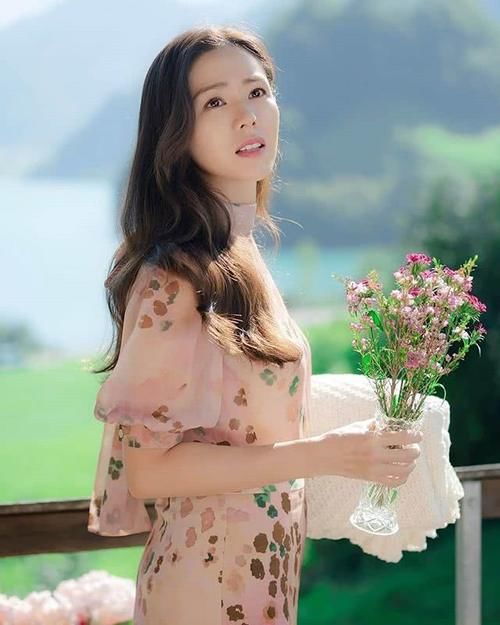  #胎毛卷发#2020流行发型推荐，爱美的小姐姐绝对不能错过！