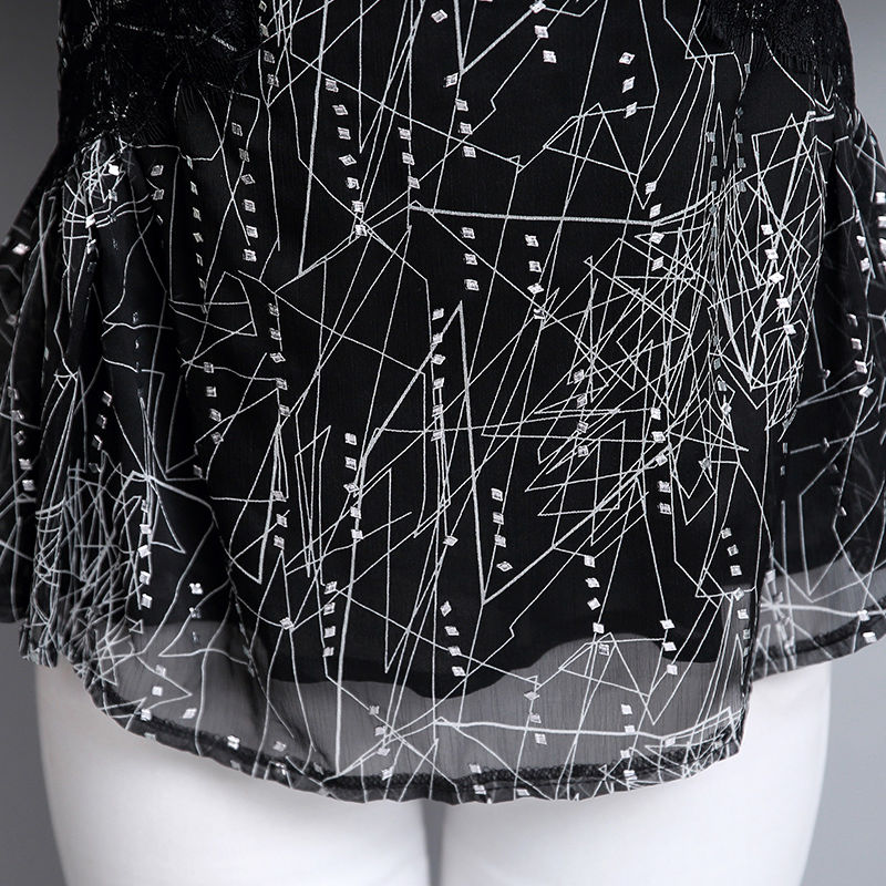 25-45岁女人最爱的T恤+短裤/短裙搭配，贼衬肤白嫩美