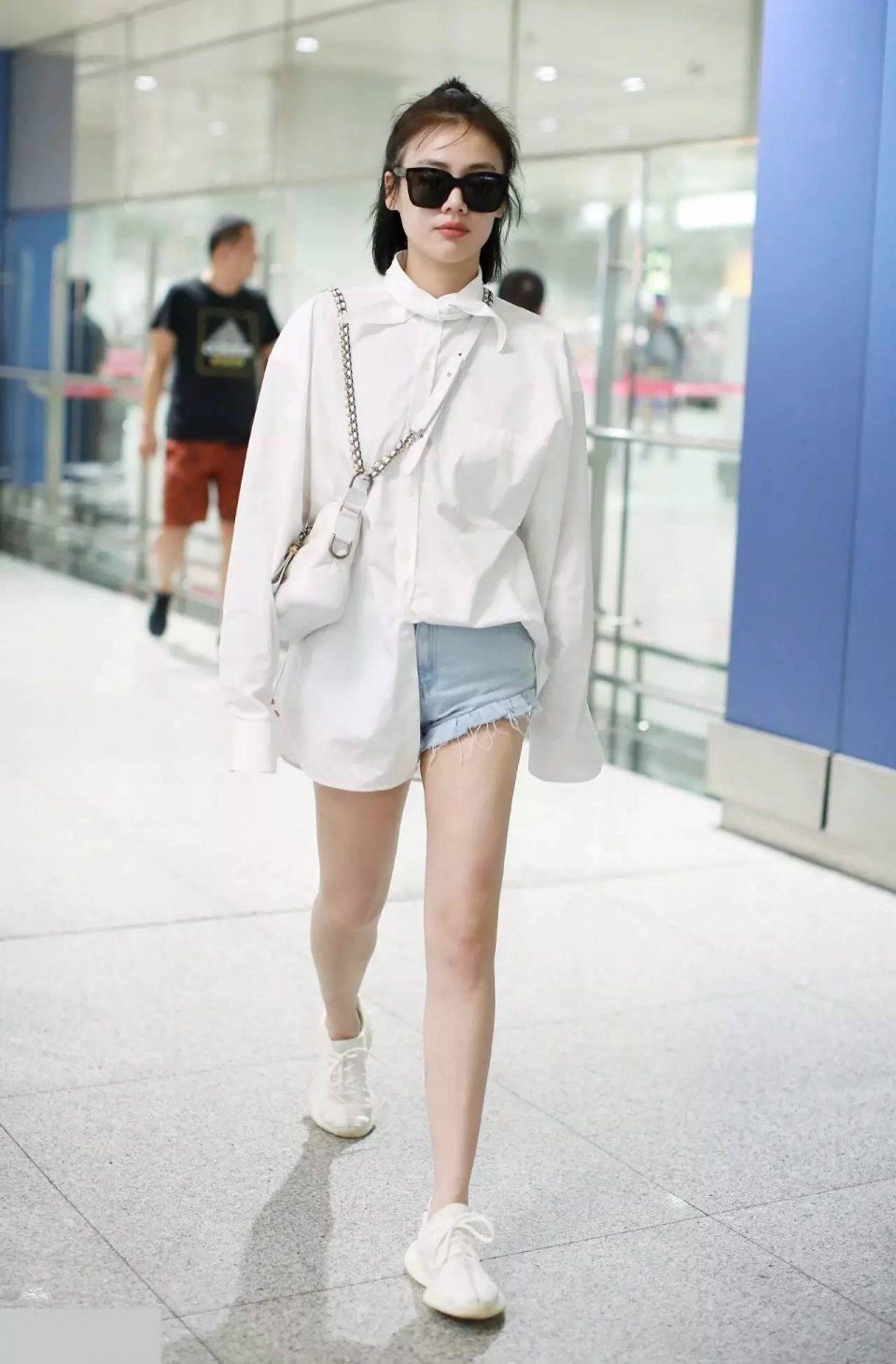 40℃的天穿球鞋，你的衣服配对了吗?