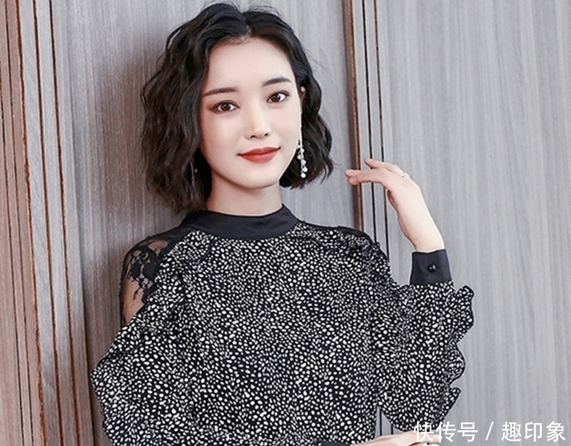 「打扮」女人过了45岁,再打扮就老了,瞧下面这几款,美的令人羡慕