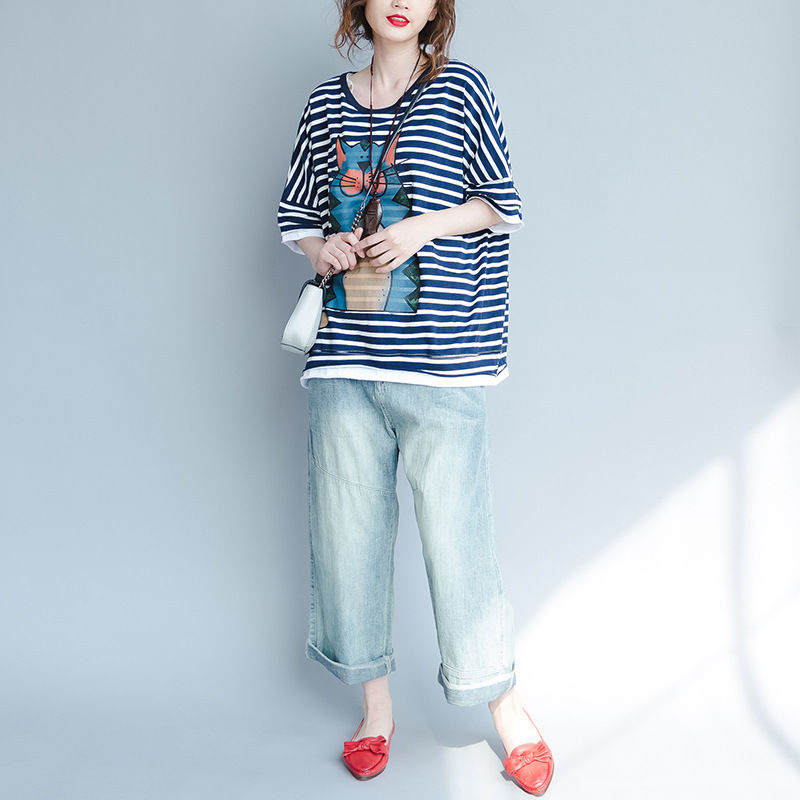 下半身胖，别穿紧身裤，尴尬!看:这么穿，不松不紧，美得刚刚好