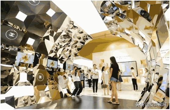 「大幅度下」又一奢侈品巨头停产,奢侈品行业今年损失可能超过3000亿元