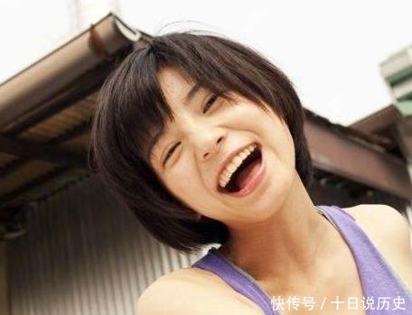  [适合]适合短发的女人，五官上要具备这3个特点，不然还是莫轻易尝试了
