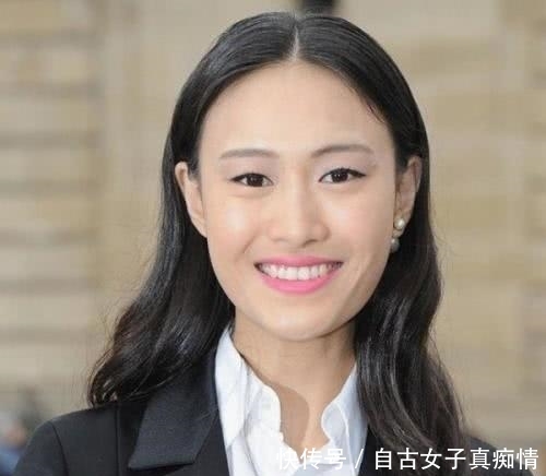 陈冠希是怎么爱上秦舒培的