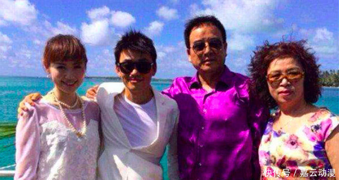 心虚？马蓉发声明反驳父亲派人撬锁事件后，却疯狂买水军转发！