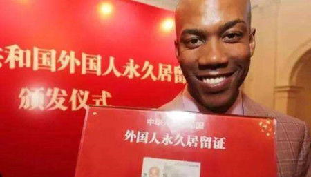 日籍华人掀起回国热潮，不料被拒国门之外，原因很简单：受之有愧