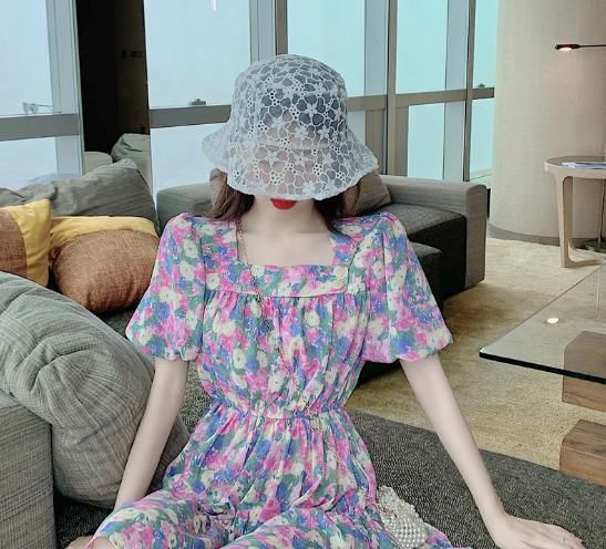  碎花：妈妈＂玩剩＂的碎花裙，竟成了90后的心头好？碎花girl准备好了吗~