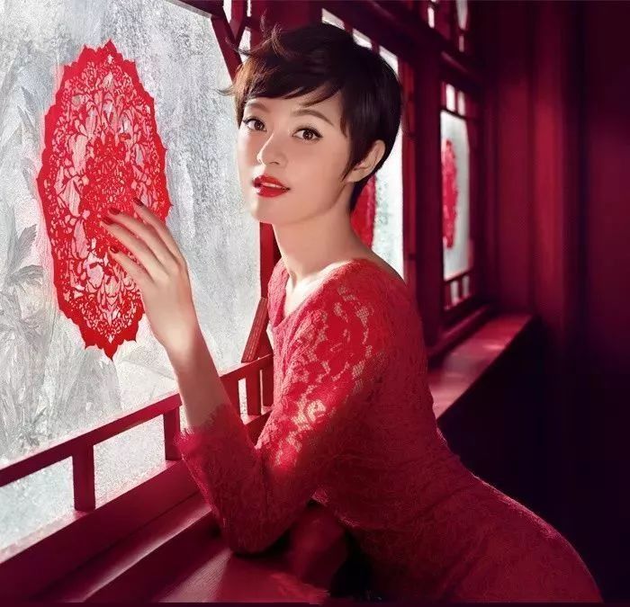 她们都被发型给坑了，有你吗?