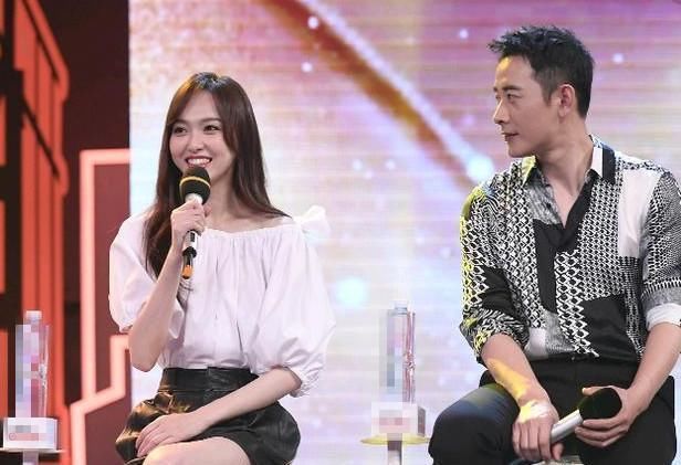 唐嫣亮相，都35岁还能保持这么美，和罗晋一定要坚持住啊!