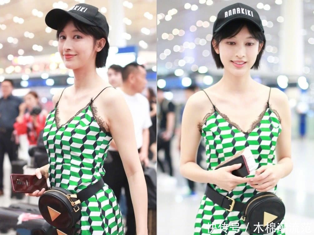 张俪穿绿格吊带出门，腋下勒出一撮毛，网友：看得我看尴尬啊！