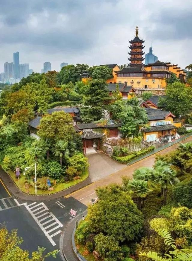 中国十大城市排名！结果大吃—惊！