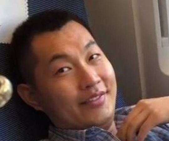 高铁霸座男回应自己被列入铁路“黑名单” 发“坐轮椅”视频涉事4