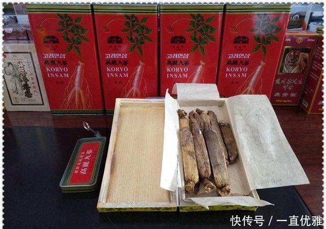 中国大妈去朝鲜旅游，一下买了一万块的东西，售货员再三确认