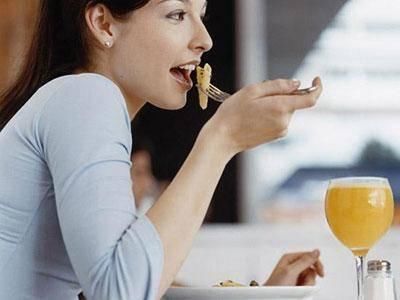 夏季吃什么防晒?这些水果帮大忙