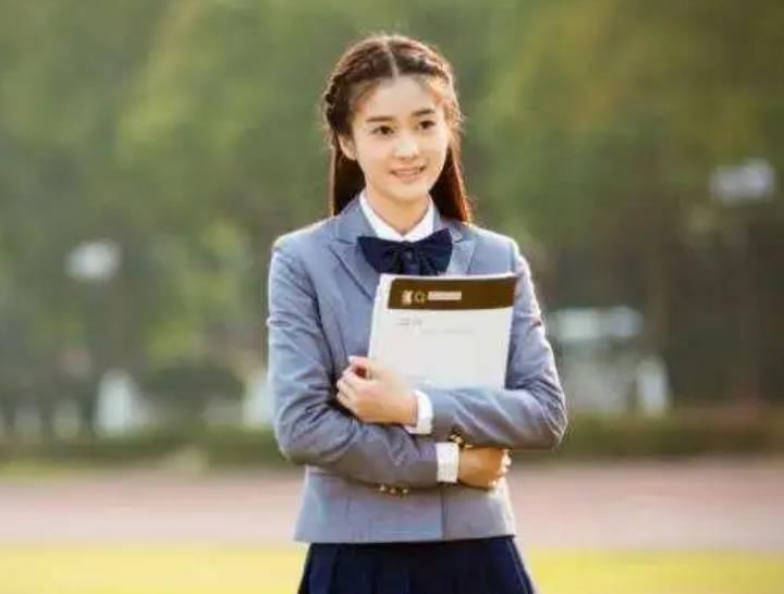  「角色」4年前的这部剧，居然藏着这么多大牌？认出了张若昀和孙怡，却没认出邓伦