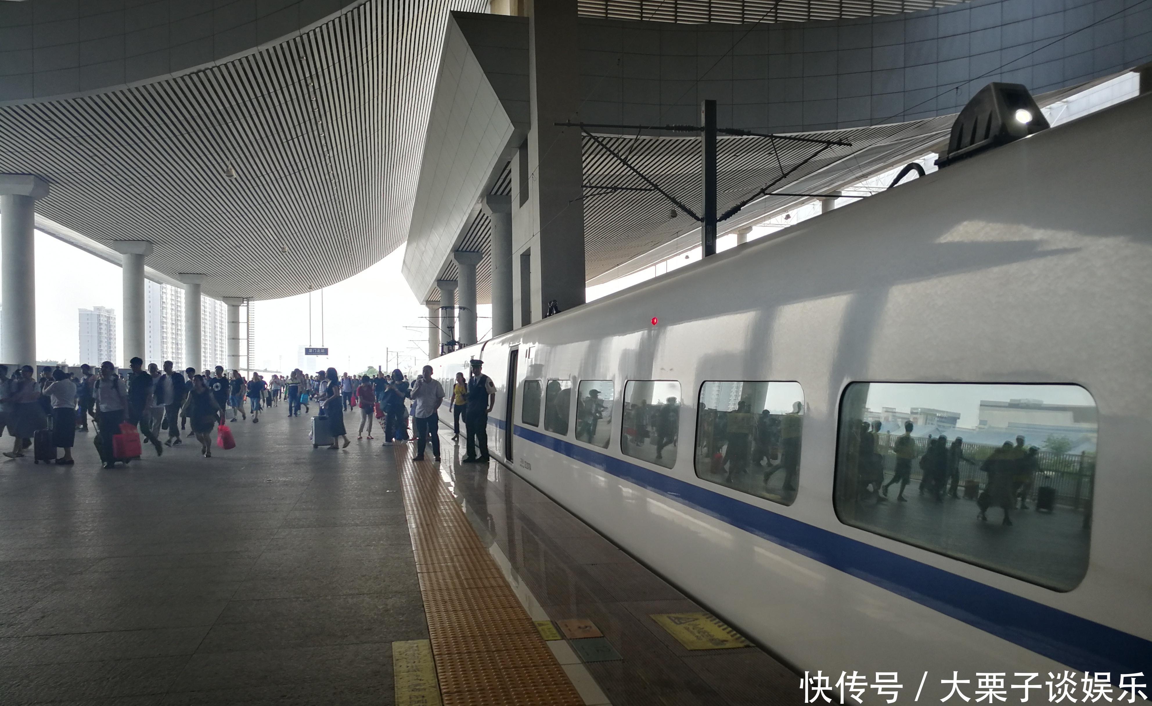 四川第一条时速350的高铁，连接四座重要城市，为何却错开自贡？