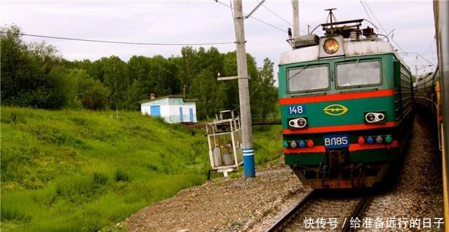 六千一张的火车票,网上和火车站均不售票,为何还人满为患