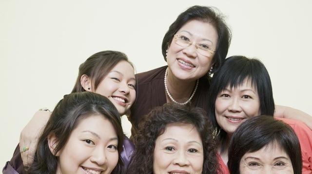  『保养』四十岁女人该如何抗衰老保养 分享四个美容护肤小窍门