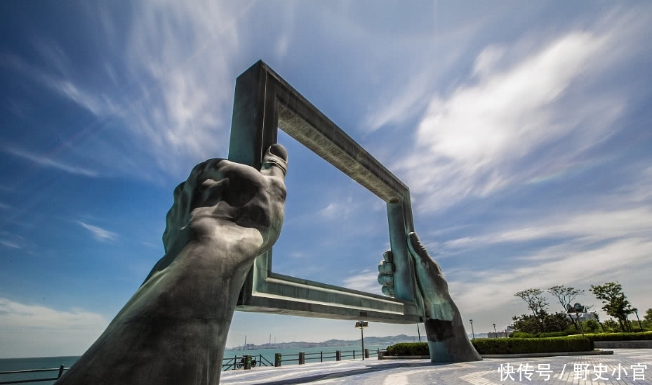 中国最宜居的4大城市，有2两是沿海城市，最后一座是公认的！