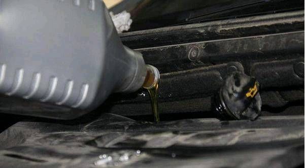  『发动机』如果旧机油排放不干净，会造成什么危害？