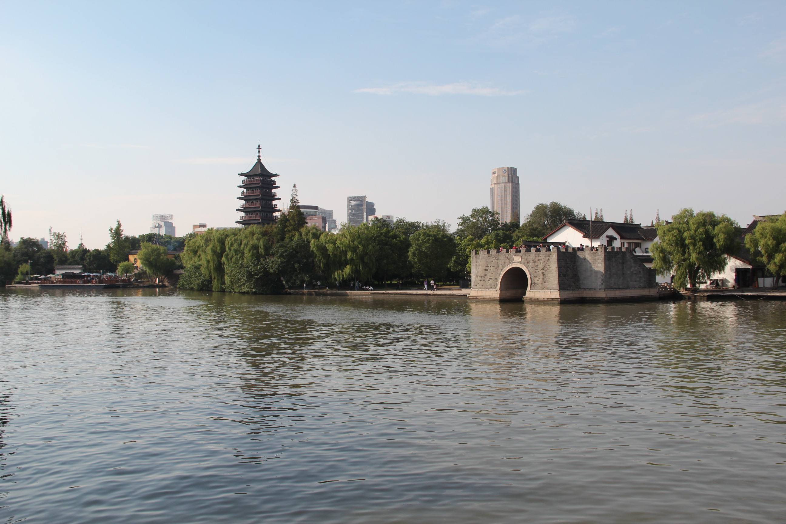 江苏扬州，浙江台州与嘉兴，从2018年GDP来看，谁更胜一筹？