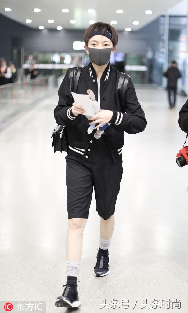 放弃满大街都在穿的牛仔短裤吧 春夏、陈瑶穿的百慕大短裤很流行