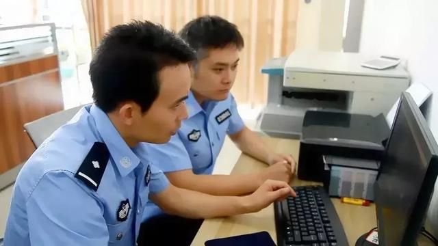 权威发布谣言！勿信勿传！多人持刀砍人视频并非紫云发生！