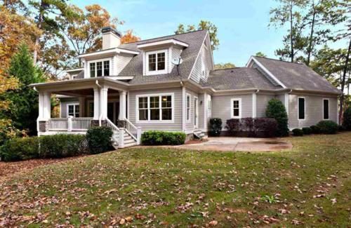 我国的电压是220V，而美国却只用110V，其中有什么讲究？