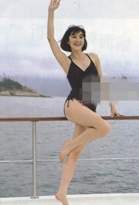 迪丽热巴的“蝴蝶臀”被赞完美，但和30年前林青霞的身材真没法比