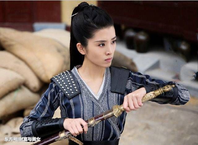 《楚乔传》5位黑衣美人:李沁第4,赵丽颖第2,第1美到骨子里