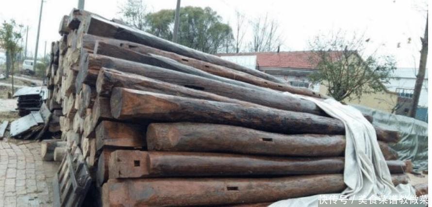  农村|近些年，时不时有人到农村高价收购房梁，用来干啥？看完才