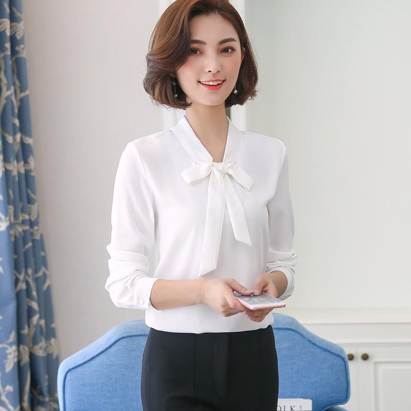 10款大方得体的初秋上衣，穿着舒适有型又减龄，70后穿更嫩美