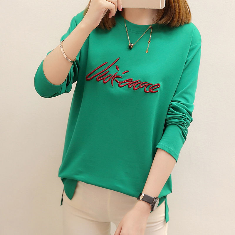 为什么男人都喜欢看女人穿紧身T恤?瞧下图，前凸后翘不失女人味