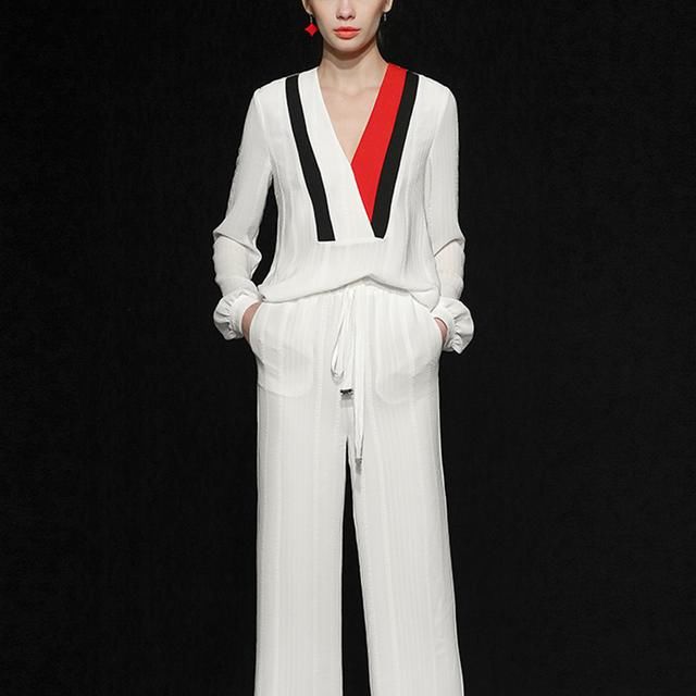 爱上名媛套装，让你满满的优雅感，洋气不单调