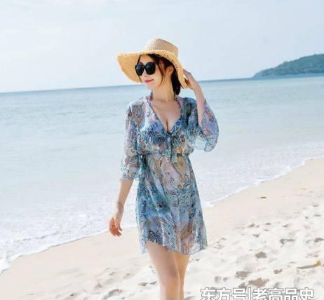  美女|比基尼泳衣美女，穿出女神风格，让人一眼难忘！