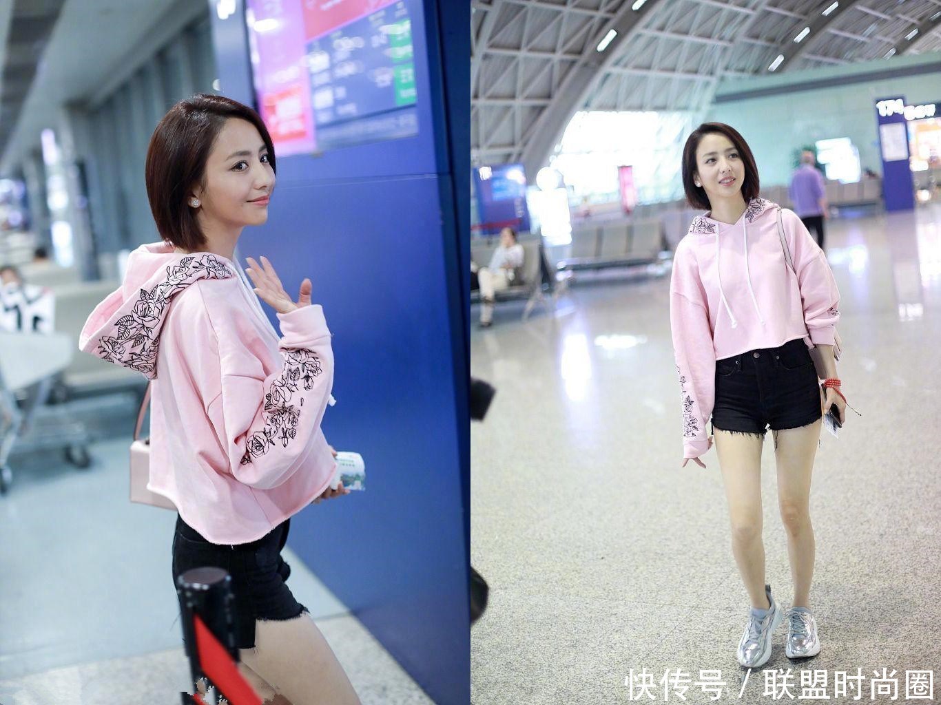 佟丽娅太狠了！这么窄的皮裙也要硬塞进去，网友：为了美豁出去了