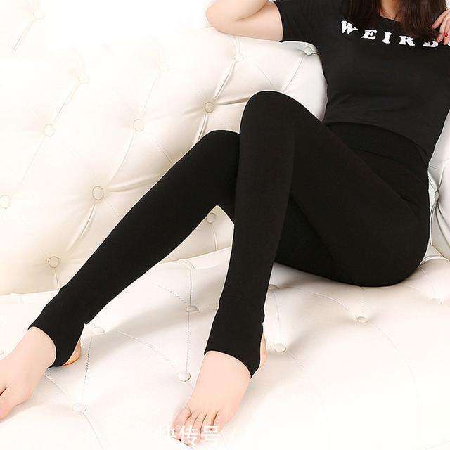 别再穿过时的打底裤了, 这8款外穿内搭都好看, 最喜欢第6款