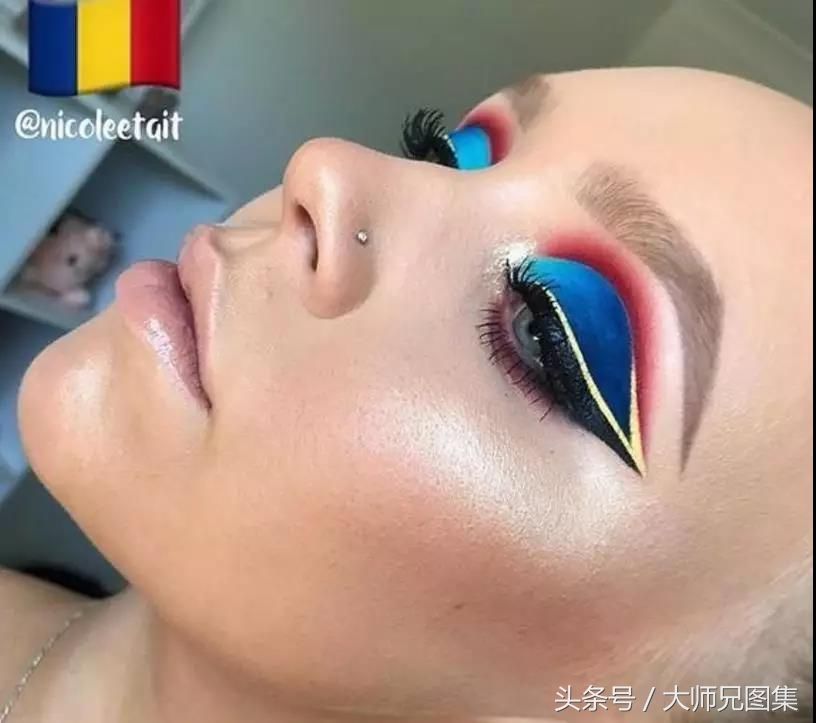 同一张脸，配上不同的国旗眼影，哪一张最美?我选中国!