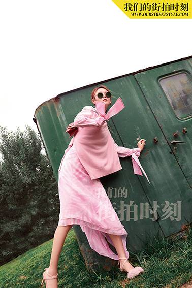 陈瑶粉色时装大片 点燃夏日最甜少女心
