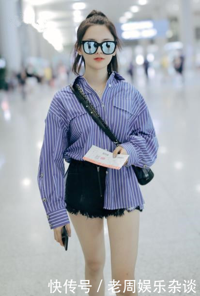 20岁杨超越晒近照，穿超短裤大秀长腿，网友：把郑爽都比下去了