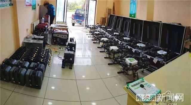  「徐贝贝」农村合作社里卖“飞机”了｜庄稼汉们不仅“能抖”更