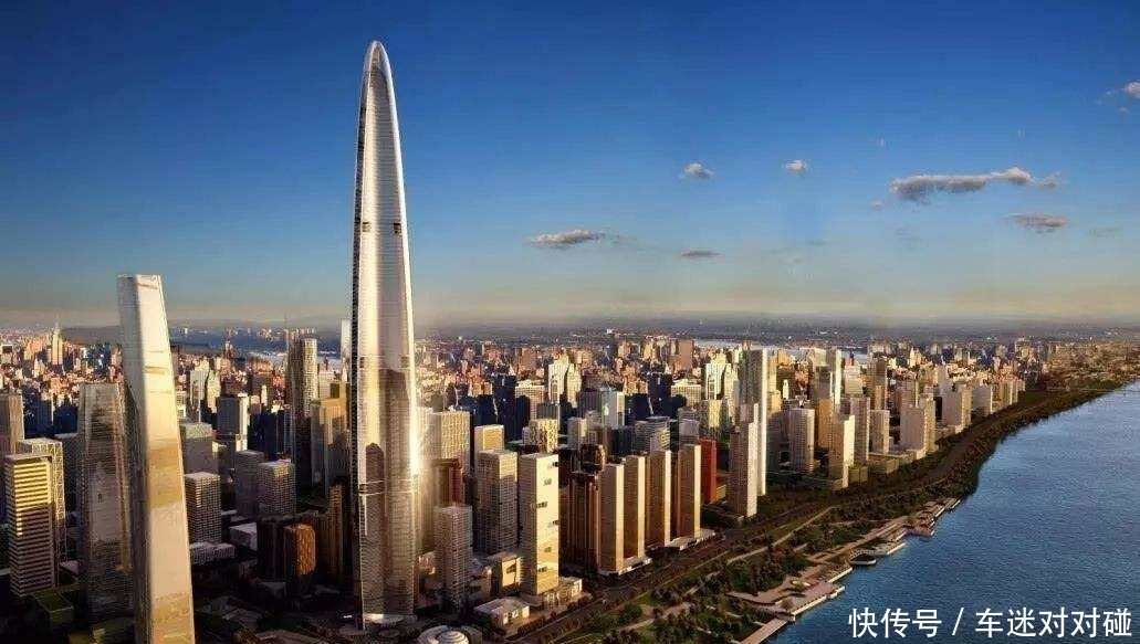 300亿造武汉最高楼，华中地区数一数二，如今地位令人堪忧