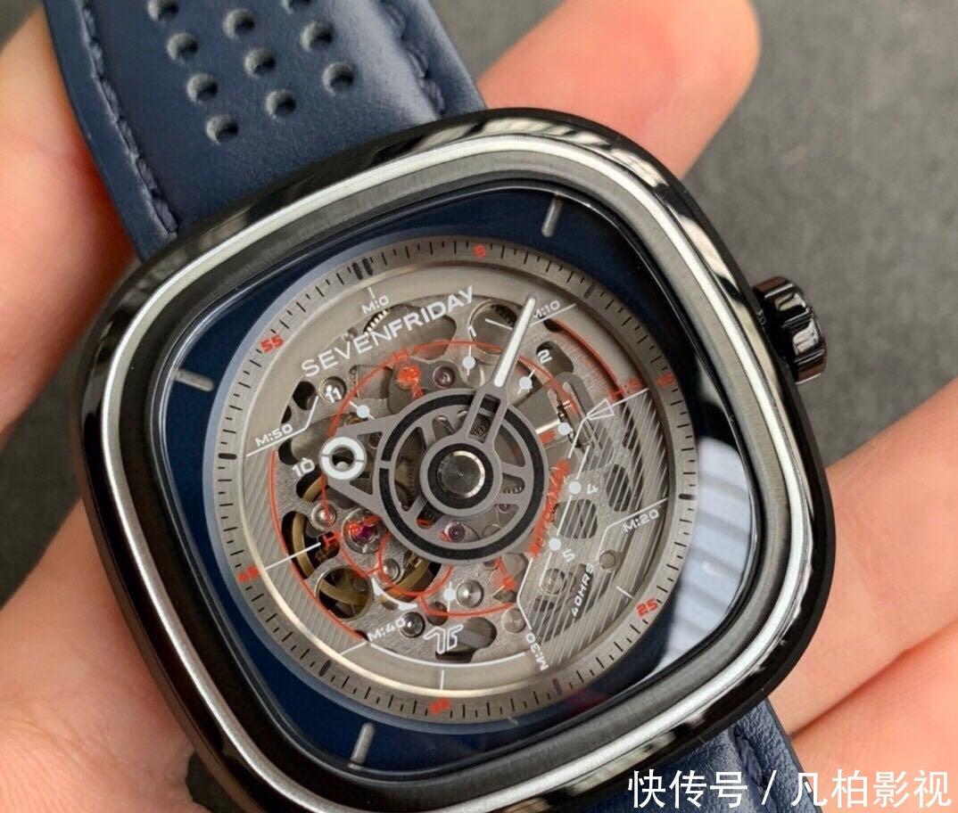 「融合」七个星期五全新轻量级T系列,融合了透明镂空平面设计等元素的腕