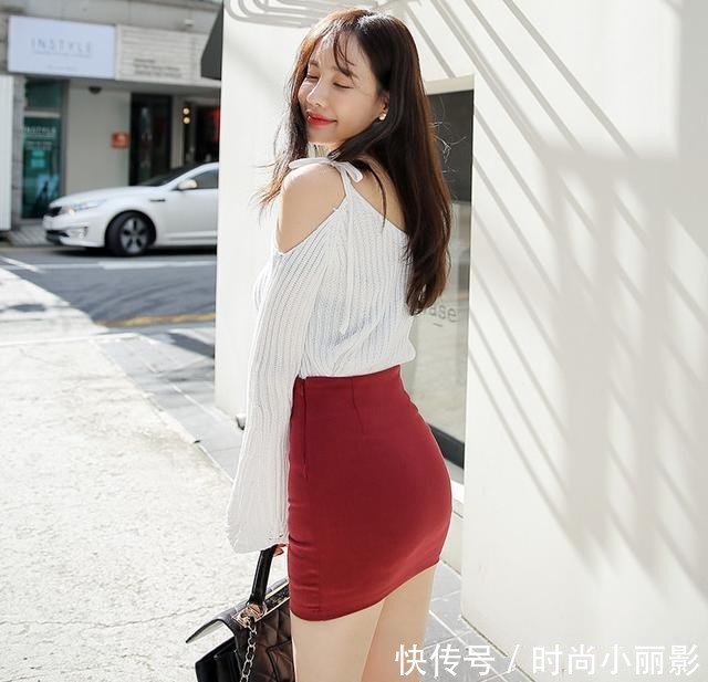 时尚搭配：甜美气质美女包臀裙的穿搭，展现出优美多姿的迷人风情