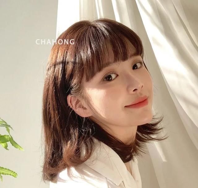  『鲍伯』人气辗压C弯鲍伯！韩妞新宠「女友短发」用温柔的发感修饰脸型