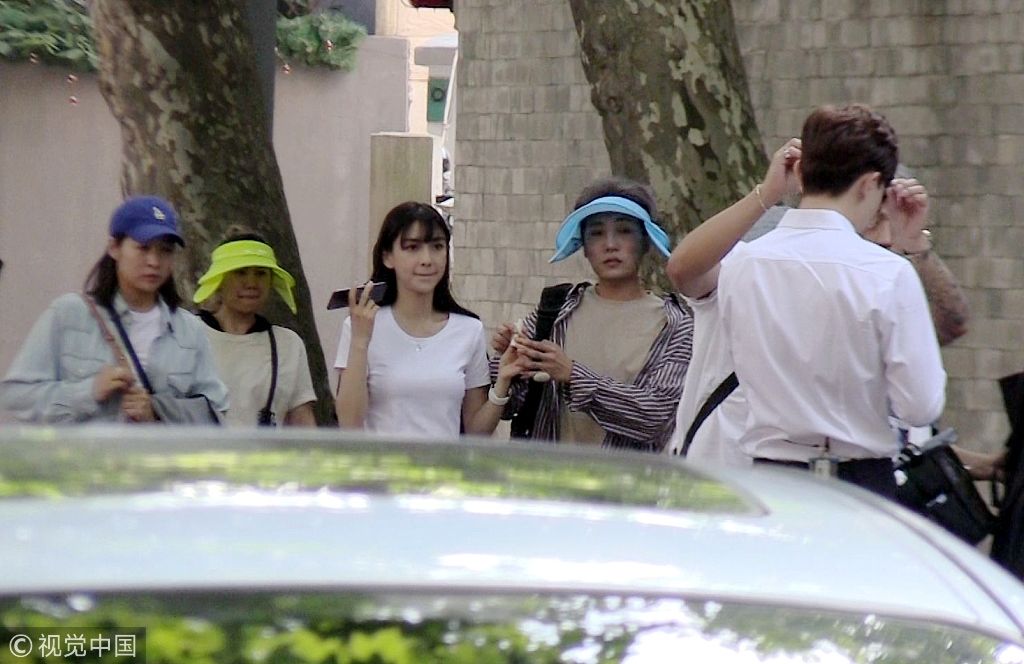 被曝假吃获辟谣 Baby拍戏只喝水狂保养