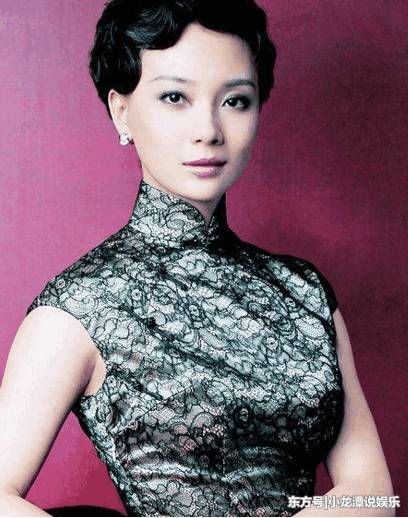 东方韵味的旗袍装让陈数成为了诸多网友心目当中的旗袍女神