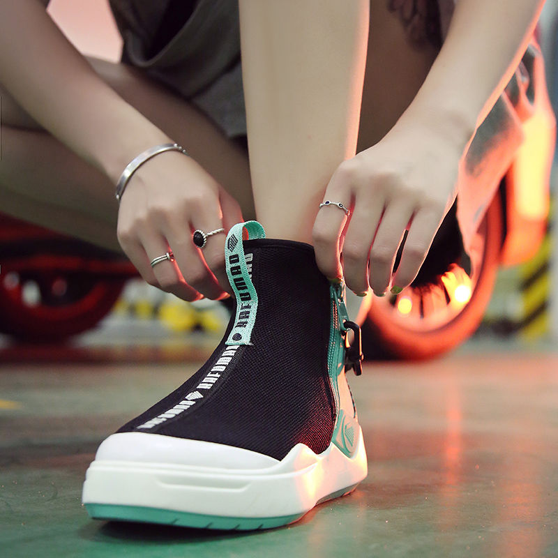 最近很流行的女鞋都在这里,潮流有范,穿出去逛街非常吸睛